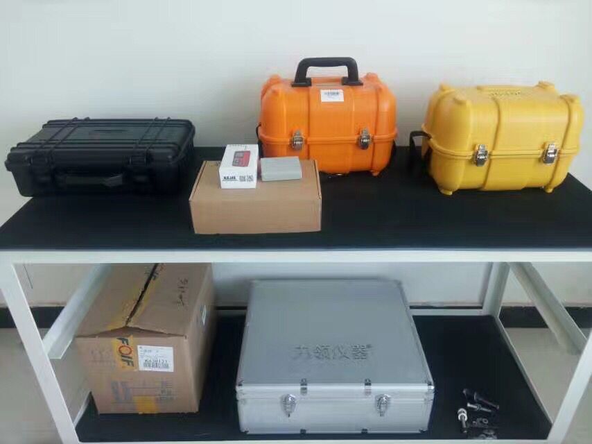 La máquina de dibujo hidráulico, la máquina de prueba de impacto, El medidor antideslizante y el detector de pernos de alta resistencia fueron aceptados sin problemas.