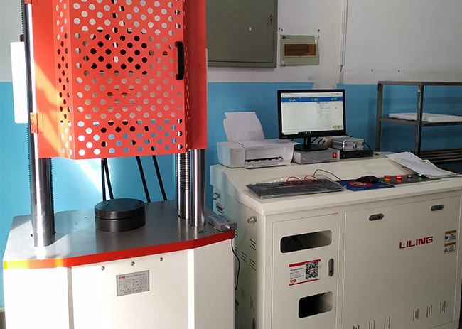 Clasificación de la máquina de prueba universal hidráulica