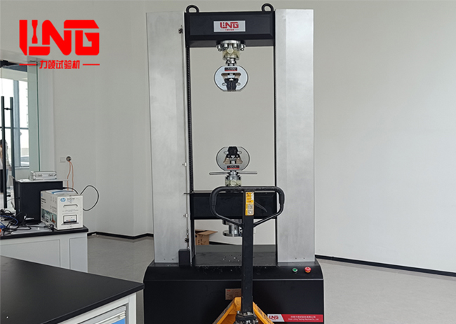 La máquina de prueba universal electrónica de 30 toneladas ha sido puesta en marcha, gracias por el apoyo al cliente.